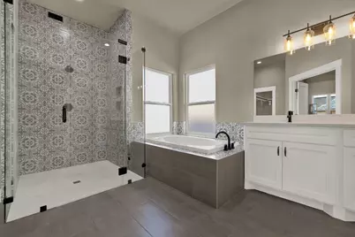 305 Winston Dr, Fredericksburg, TX 78624 - Photo 9