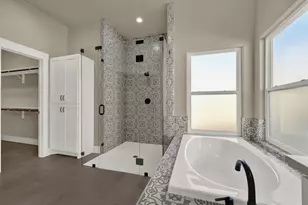 305 Winston Dr, Fredericksburg, TX 78624 - Photo 13