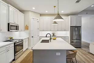 108 E Parlin Ln, Fredericksburg, TX 78624 - Photo 17