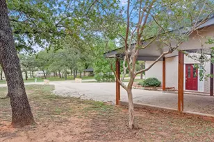 33 Oak Haven Rd, Fredericksburg, TX 78624 - Photo 7
