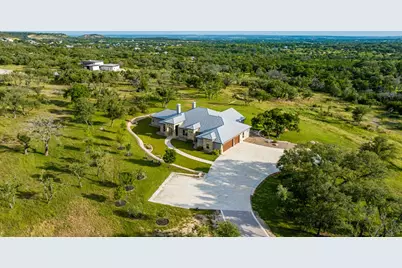 273 Admiral Heights Blvd, Fredericksburg, TX 78624 - Photo 7