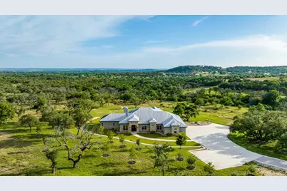273 Admiral Heights Blvd, Fredericksburg, TX 78624 - Photo 1