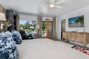 702 S Eagle St, Fredericksburg, TX 78624 - Photo 3