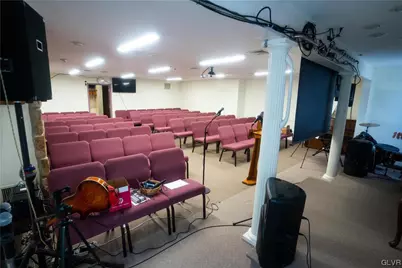 1860 E Emmaus Avenue, Salisbury Township, PA 18103 - Photo 11