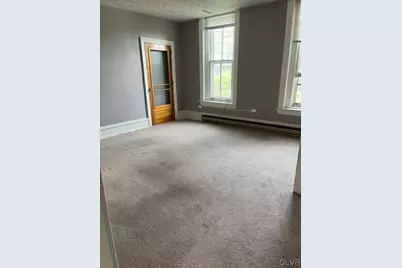 900 Mahantongo Street #5, Pottsville, PA 17901 - Photo 3