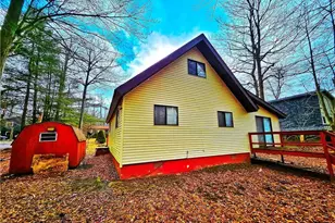 1769 Rolling Hills Dr, Coolbaugh Twp, PA 18466 - Photo 3