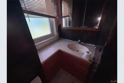 877 Delaware Avenue, Palmerton, PA 18071 - Photo 19