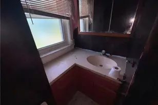 877 Delaware Ave, Palmerton, PA 18071 - Photo 19