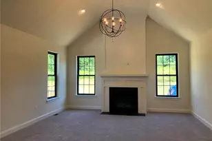 2034 Sunrise Dr, Springfield Twp, PA 18036 - Photo 5