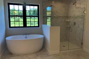 2034 Sunrise Dr, Springfield Twp, PA 18036 - Photo 9