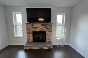 2725 Cobblestone Dr, North Whitehall Twp, PA 18078 - Photo 9