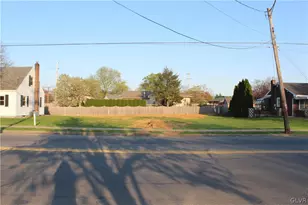 2328 Linden St, Bethlehem City, PA 18017 - Photo 3