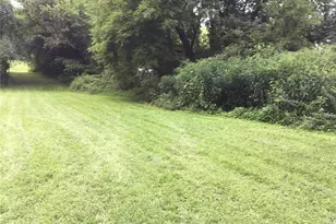 325 Berger Rd, Glendon, PA 18042 - Photo 5