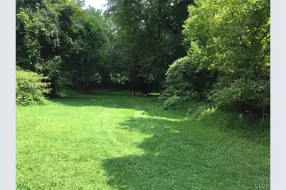 335 Berger Road, Glendon, PA 18042 - Photo 1