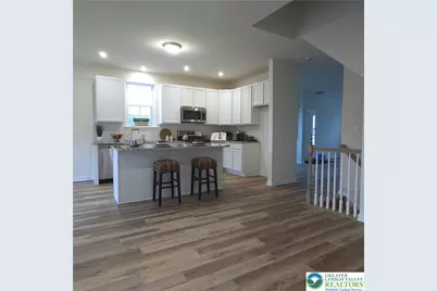625 Fountain View Circle #10, Upper Macungie Township, PA 18104 - Photo 5