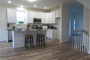 625 Fountain Vw Cir, Upper Macungie Township, PA 18104 - Photo 5