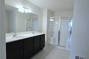 625 Fountain Vw Cir, Upper Macungie Township, PA 18104 - Photo 15