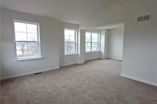 625 Fountain Vw Cir, Upper Macungie Township, PA 18104 - Photo 13