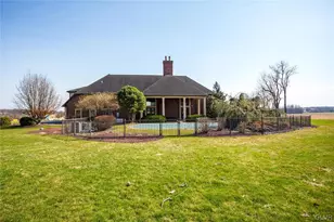 433 Little Creek Dr, Lower Nazareth Twp, PA 18064 - Photo 33