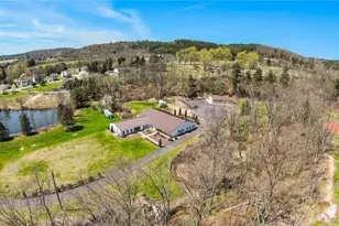 65 E Lizard Creek Rd, East Penn Twp, PA 18235 - Photo 3