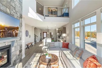 630 Hunter Circle #4 MOUNTAIN HOME ALT, Pocono Twp, PA 18372 - Photo 9