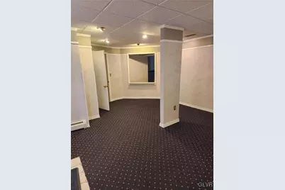 225 S Robinson Avenue, Pen Argyl Boro, PA 18072 - Photo 3