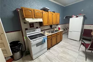 824 N 5th St, Allentown City, PA 18102 - Photo 5