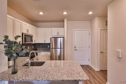 100 Aviv, Upper Macungie Township, PA 18051 - Photo 39