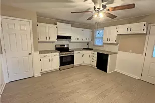 1613 W Congress St, Allentown City, PA 18102 - Photo 3