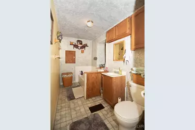 1025 Reihman, , PA 18054 - Photo 19