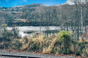 551 Delta Rd, Allen Township, PA 18067 - Photo 19