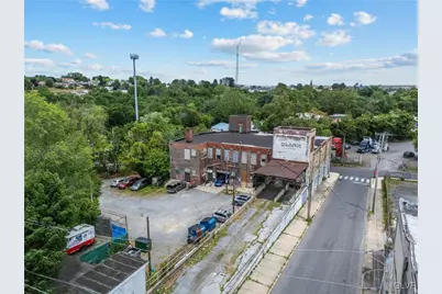 365 Whitehall Street, Allentown City, PA 18102 - Photo 3