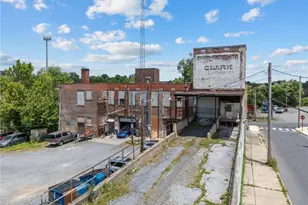 365 Whitehall St, Allentown, PA 18102 - Photo 1