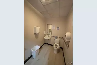 225 Erdman Street #rear, Bangor Boro, PA 18013 - Photo 9