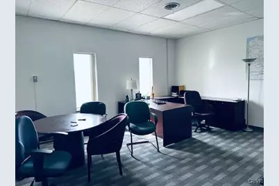 919 S 9th Street, Allentown, PA 18103 - Photo 3