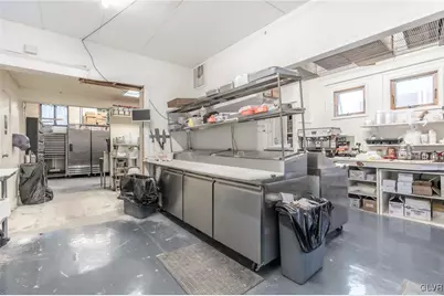 49 N Broad Street, Nazareth Boro, PA 18064 - Photo 11