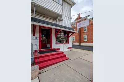 49 N Broad Street, Nazareth Boro, PA 18064 - Photo 5