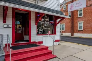 49 N Broad St, Nazareth Boro, PA 18064 - Photo 5