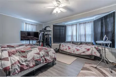 49 N Broad Street, Nazareth Boro, PA 18064 - Photo 21