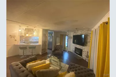 8966 Breinig Run Circle, Upper Macungie Township, PA 18031 - Photo 9