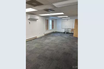 779 3rd Street #3, Whitehall Twp, PA 18052 - Photo 5