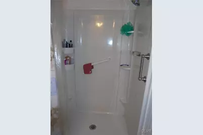 84 Linda Drive, Lehigh Township, PA 18088 - Photo 15