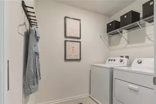 2117 Isabel Ln, Lower Macungie Twp, PA 18103 - Photo 25