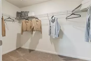 2117 Isabel Ln, Lower Macungie Twp, PA 18103 - Photo 17