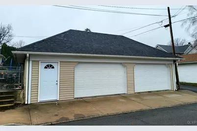 534 Kurtz Street #Garage, Catasauqua Boro, PA 18032 - Photo 3