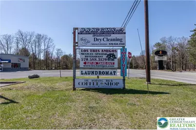 5224 Milford Road, Middle Smithfield, PA 18302 - Photo 11