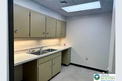 101 S Schanck Avenue, Pen Argyl Boro, PA 18072 - Photo 15