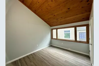 101 S Schanck Avenue, Pen Argyl Boro, PA 18072 - Photo 7