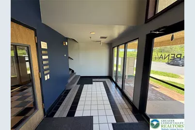 5290 Coplay Road W, Whitehall Twp, PA 18052 - Photo 5