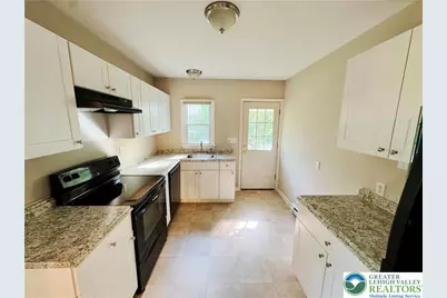 998 Newichawnoe Street, Moore Township, PA 18014 - Photo 5